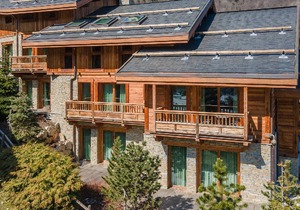 Luxury Chalet with Spa, 6 Bedrooms, Half-Board, Nearby Ski Lifts, Shuttle Service