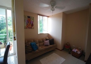 Luxury Condo 5 Minutes Walk To The Beach