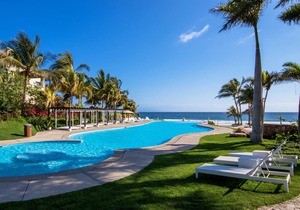 LUXURY CONDO IN LOS VENEROS
