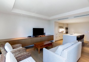 Luxury Condo "Park Lane" Unit #1505! (30 Nights Minimum Stay)