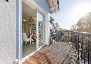 Luxury vacation apartment right by the sea with sauna and fireplace.