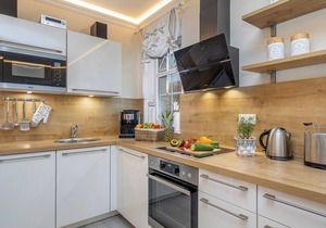 Luxury apartment by the sea with fireplace, wellness area and sauna