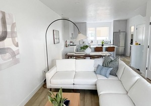 Luxury Downtown Spacious 3 bedroom New Modern Townhome