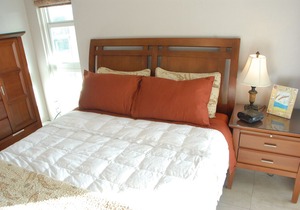 Luxury Finishes Over 2 Levels On Seven Mile Beach Cayman Reef Resort#56