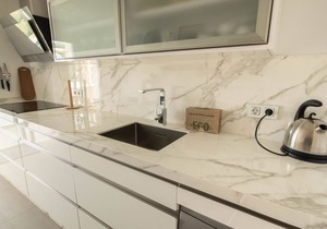 Luxury first line golf apartment with panoramic sea views in Elviria