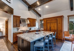 Luxury Home with Gourmet Kitchen, Hot Tub & Mountain Design! Deer Valley Maconnerie 5