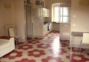 Luxury Apartment 4-7 persons in villa Liberty with olive trees and swimming pool, fine residential area above Santa Margherita Ligure