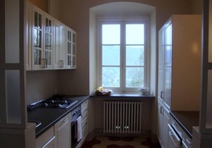 Luxury Apartment 4-7 persons in villa Liberty with olive trees and swimming pool, fine residential area above Santa Margherita Ligure