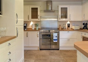 Luxury lodge, set in 40 acres of beautiful private gardens at Carberry Tower Estate.