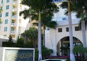 Luxury Near the Beach! BEACH PASS INCLUDED!