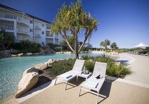 Luxury on Salt Beach - Top Floor Ocean Views