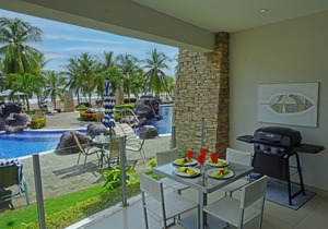Luxury on the beach - Diamanté del Sol Updated 3 Bedroom Luxe Condo