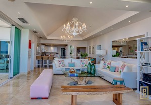 Luxury Penthouse Beachfront in Cap Cana - Chef incl. - sleeping 6