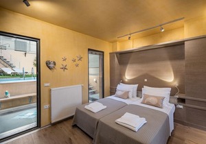 Luxury Pool House in Chania