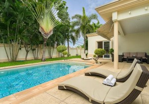 Luxury Pool Villa 3BR 6-8 persons