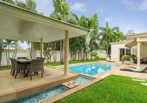 Luxury Pool Villa 3BR 6-8 persons