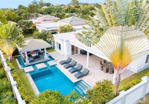 Luxury Pool Villa 608 4BR 8-10 persons