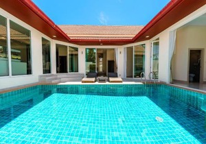 Luxury Pool Villa A14 3BR 6-8 Persons