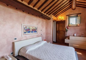 Luxury pool villa in Cortona