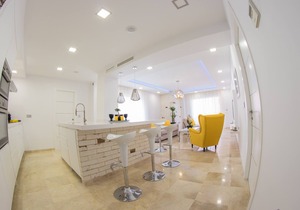 Luxury recently renovated 100 sq.m. sea view apartment with pool