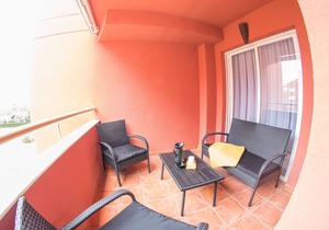 Luxury recently renovated 100 sq.m. sea view apartment with pool