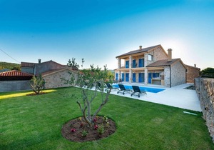 Luxury Stone Villa BANOVI