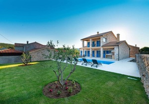 Luxury Stone Villa BANOVI