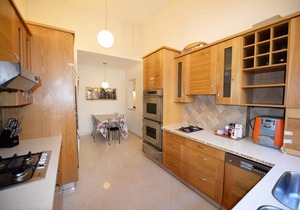 Luxury Strictly Kosher Vacation Apartment in Musrara
