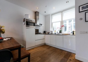 Luxury & Style In Center Jordaan