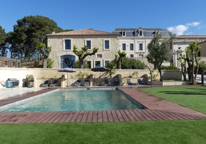Luxury Suite with Spa - La Nébuleuse