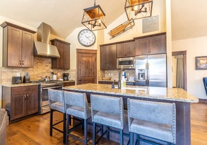 Luxury Townhome in River Run Village w/Mountain Views, Easy Access to Shops!