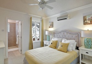 Luxury Townhome in Sandy Lane Neighborhood