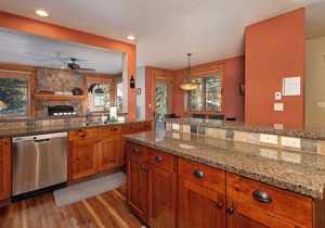 Luxury Townhome Just Steps to the Pool, The Exclusive Settlers Creek