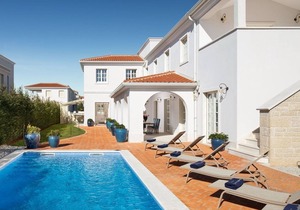 Luxury villa Cleo with private pool and garden, nearby sea, Porec