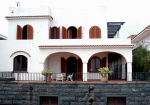 Luxury villa on the waterfront in Torre Archirafi - Sicily - Italy