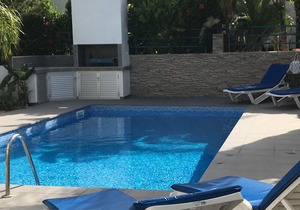Luxury Villa With Private Pool And Sea Views late availably deals available