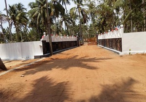 M R Beach & Cottages - 12