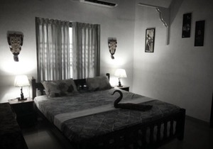 M R Beach & Cottages