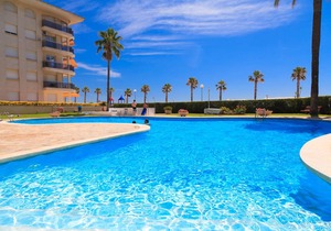M206-107 UHC LOS FLAMENCOS FAMILY APARTMENTS