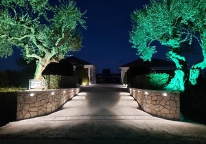 Madini Luxury villa with private heated pool
