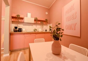 Magheru Boulevard Cozy Studios - Where Less is More