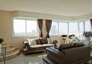 Magnificent 2 BR in the Old North
