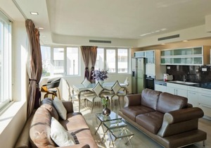 Magnificent 2 BR in the Old North