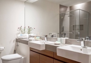 Magnificent Apt with Panoramic Views All Around