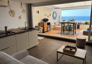 Magnificent T2 sea view 4* at the tourist office, Swimming pool + Scooter possibility