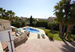 MAGNIFICENT VILLA WITH SEA AND MOUNTAIN IDEAL FOR FAMILIES WITH POOL