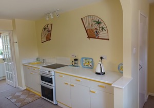 Magpie Cottage, SOUTH BREWHAM