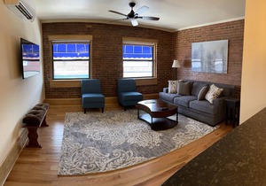 Main Street Retreats 106 - 2 BR Downtown Apt. 106