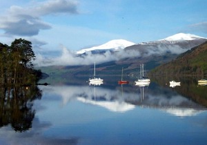 Mains of Taymouth, Kenmore ~ 5* No. 5 The Gallops - Downstairs property - sleeps 4 guests in 2 bedr