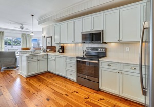 Mainsail Beach Inn 2 Bedroom